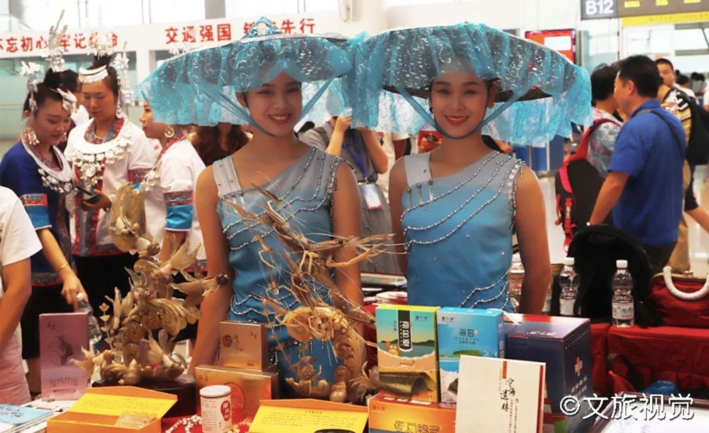 搭乘首發(fā)高鐵，海真珠珍珠粉抵達(dá)東方明珠